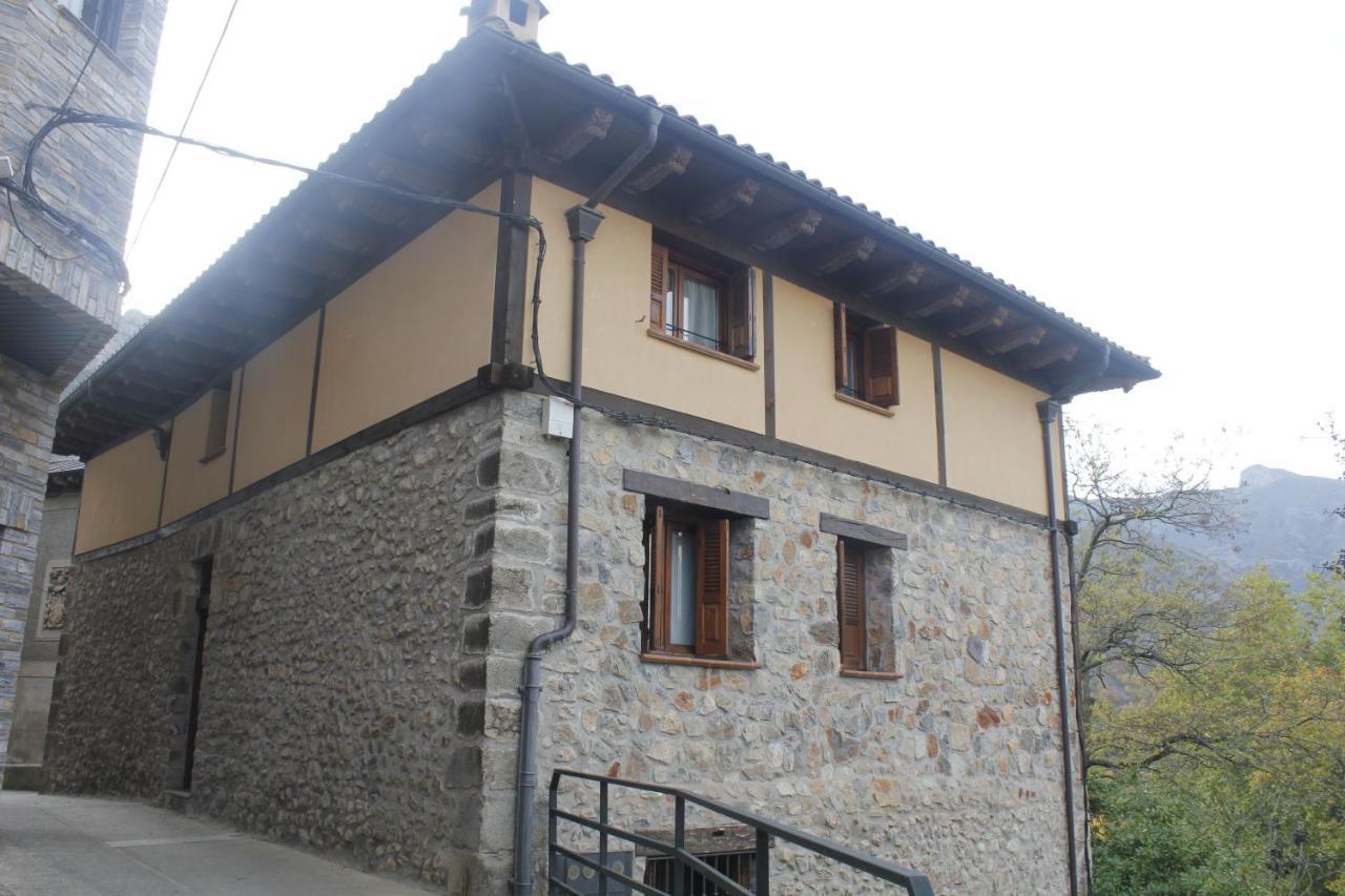 Apartamento La Casa Del Abad Anguiano Exterior foto